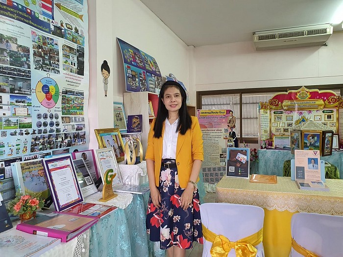 คุณครูวัชราภรณ์ เพ็งสุข โรงเรียนอนุบาลสุพรรณบุรี